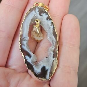 Elegant Geode Pendant with Gold Plated Accents